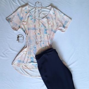 Pretty Spring colored large Lularoe Classic T